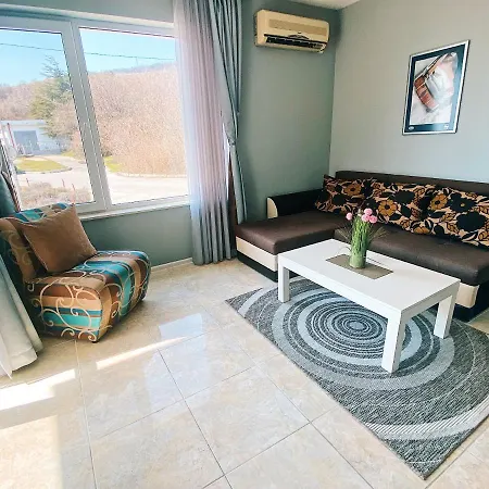 First Line On The Beach Cosy Sea Paradise Apartments Kavarna Exterior photo