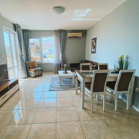 First Line On The Beach Cosy Sea Paradise Apartments Kavarna Exterior photo