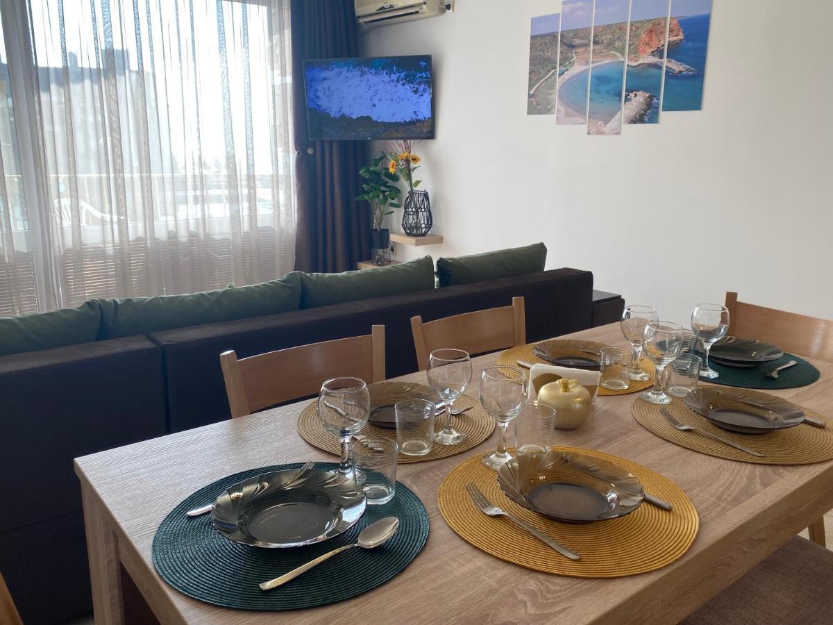 Apartment First Line On The Cosy Sea Paradise